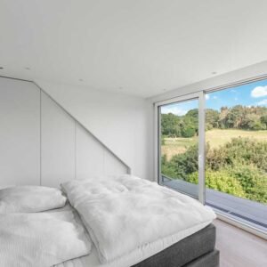 Slanted Wardrobe made-to-measure